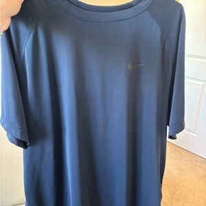 Nike Men's Navy Short Sleeve Tee